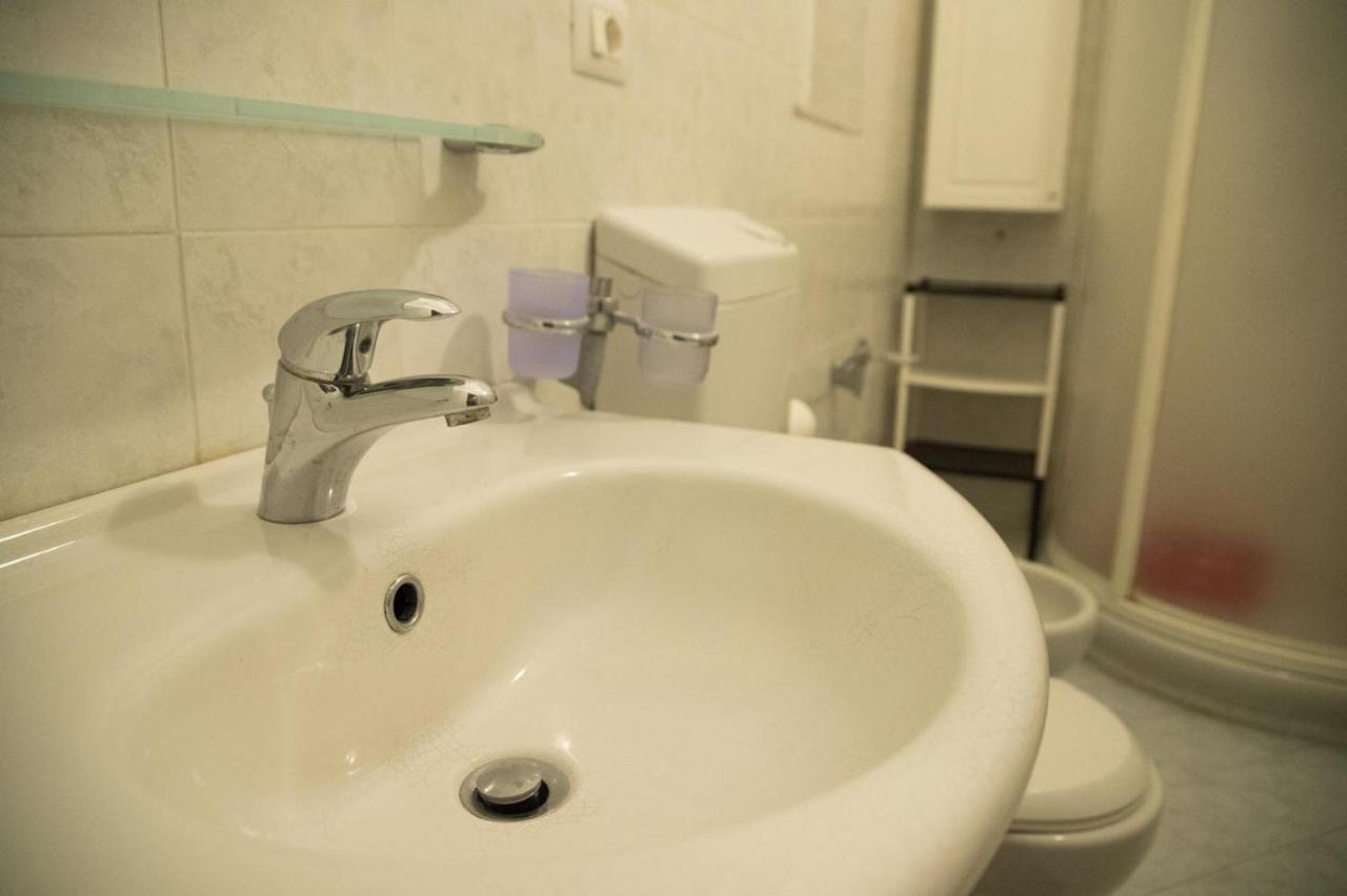 Grillo Apartment เลวานโต ภายนอก รูปภาพ